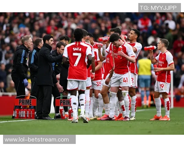 拜仁小胜阿森纳友谊赛精彩瞬间引发全场热烈反响