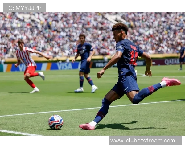 英超激战巴黎圣日耳曼绝杀马竞全场沸腾精彩集锦回顾