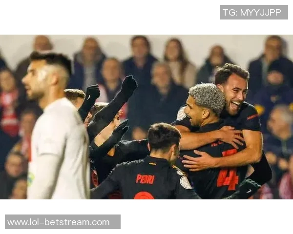 国王杯激战巴萨逆转热刺红牌争议引发全场热议与激情