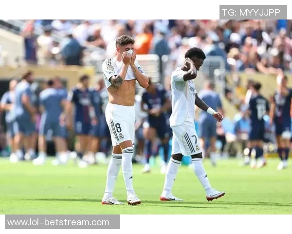 中超赛场惊现冷门皇马与莱比锡激战成平局神扑瞬间引发全场狂欢