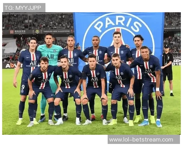 国王杯激战巴黎圣日耳曼大胜里昂五球逆转引发转会热议