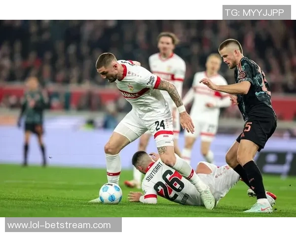 英超激战:里昂逆转AC米兰神扑瞬间引爆全场十大精彩进球回顾 英超激战:里昂逆转AC米兰神扑瞬间引爆全场十大精彩进球回顾